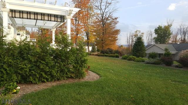 Rolling Hills - Residential