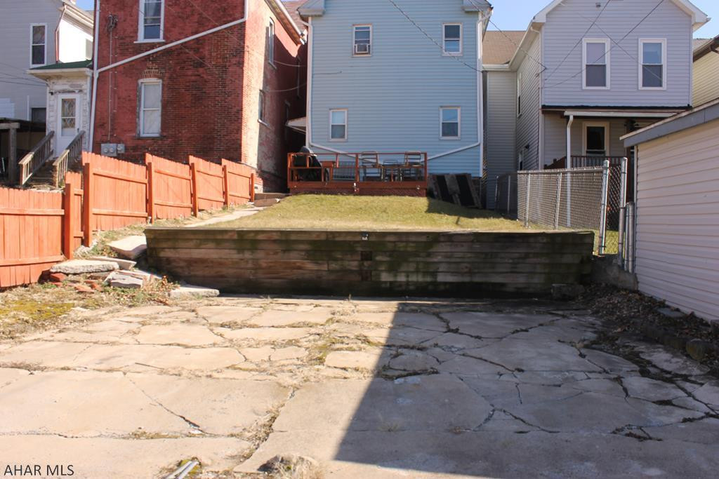 Unknown - Residential