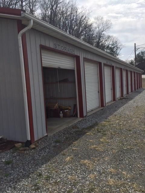 Unknown - Commercial Sale