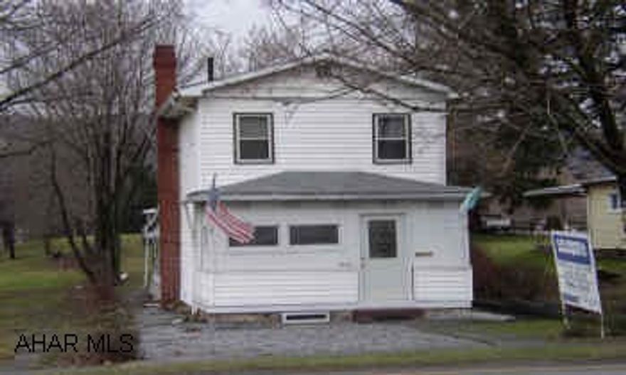 PLEASANT VALLEY - TOTALLY REFURBISHED.  GREAT COMMERCIAL LOCATION.