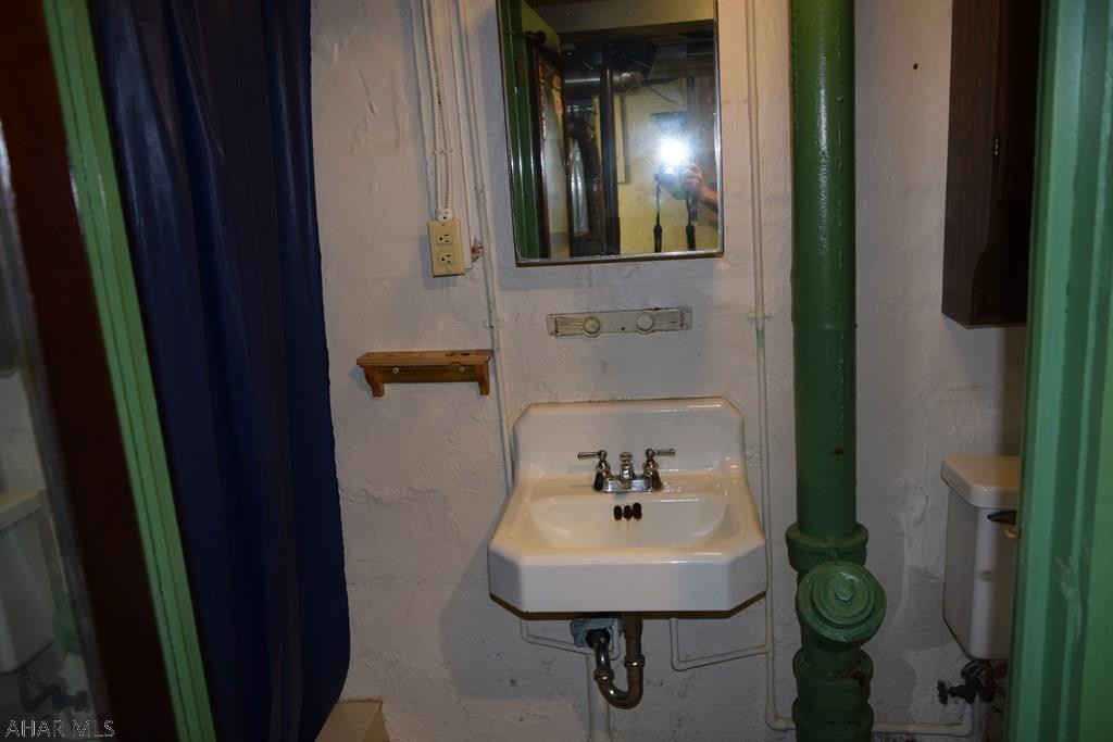 Calvert Hills - Residential