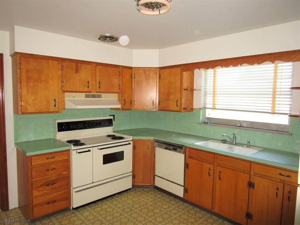 Meadowbrook - Residential