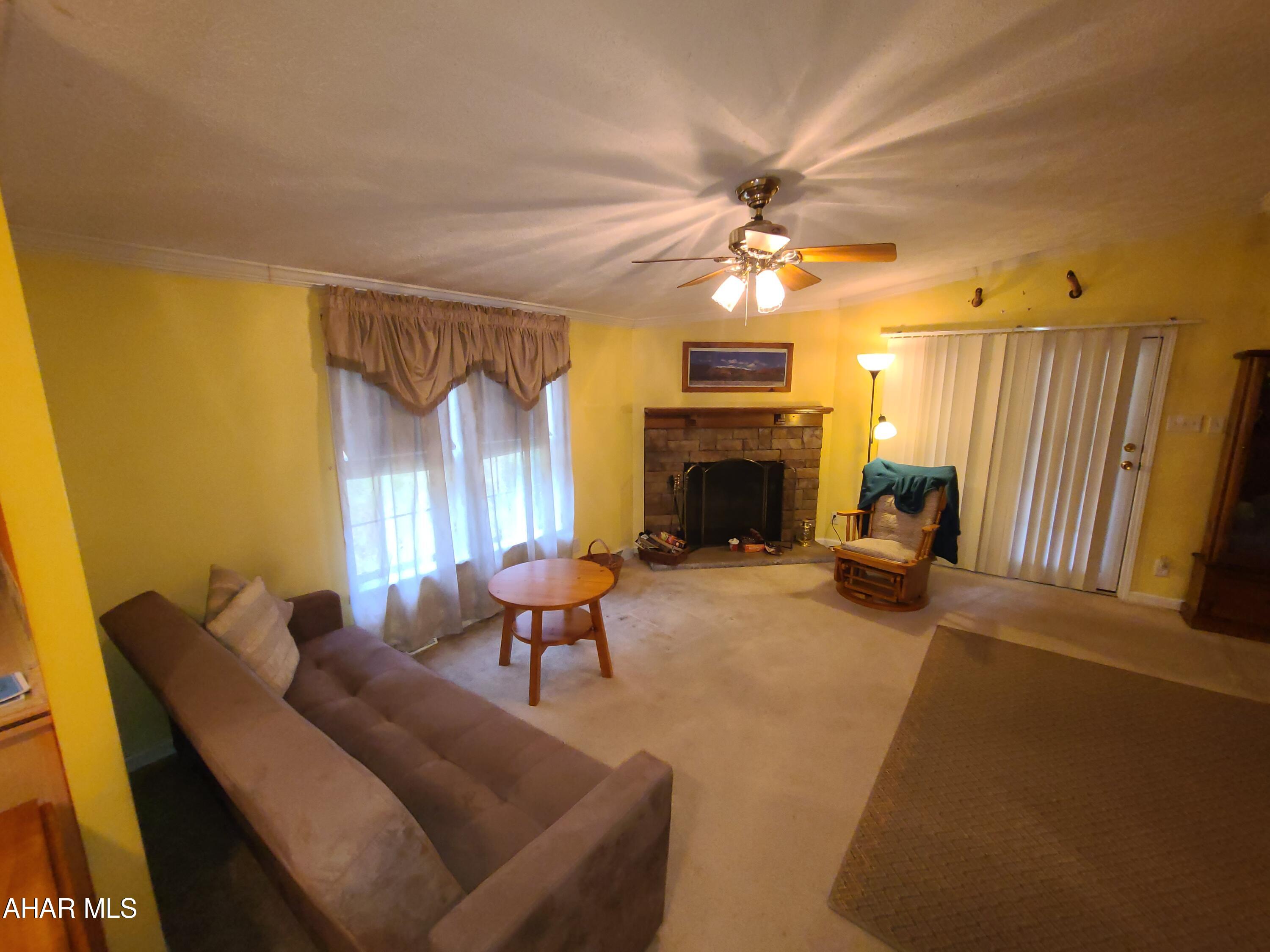 Glendale Yearound - Residential