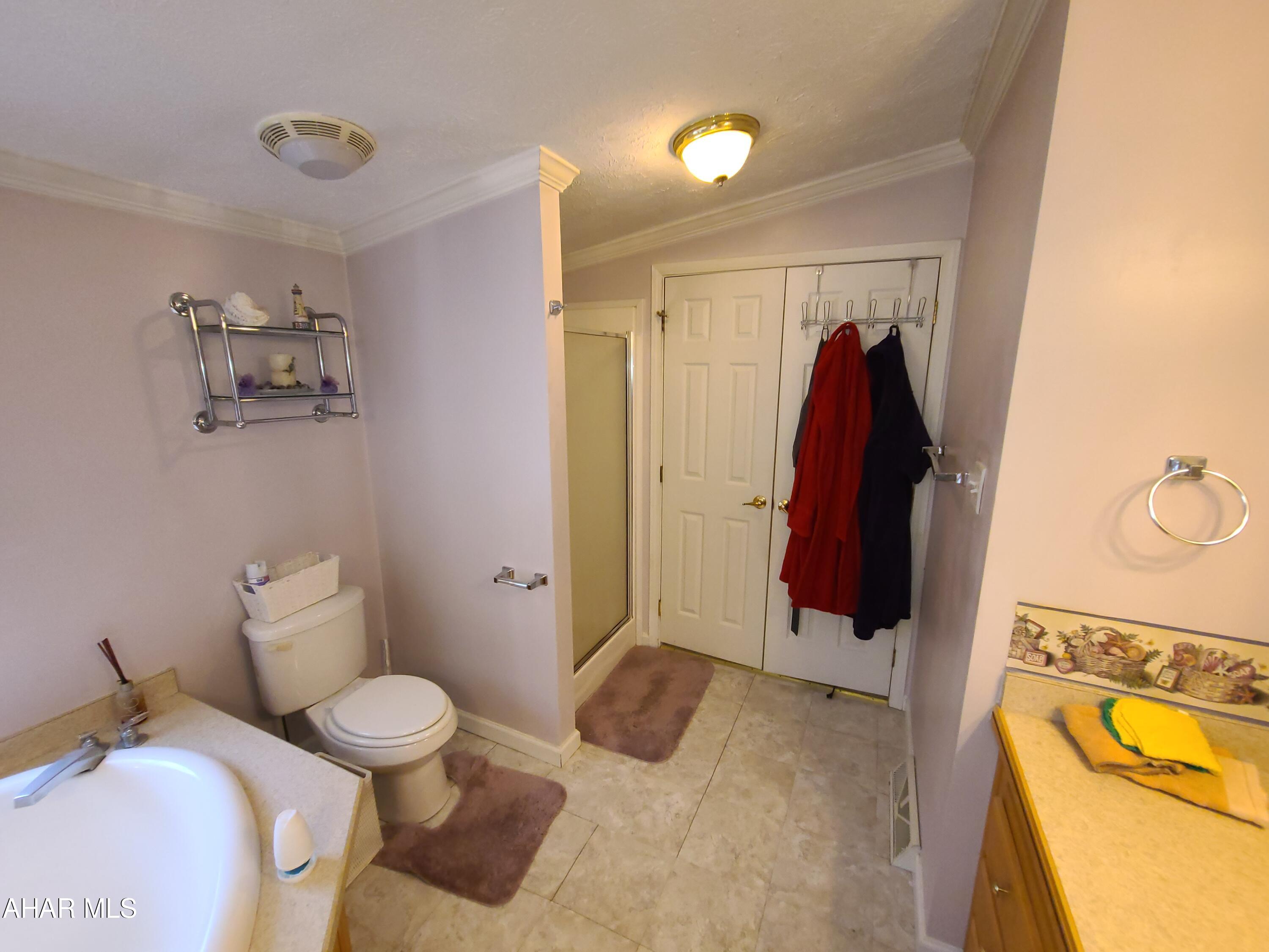 Glendale Yearound - Residential