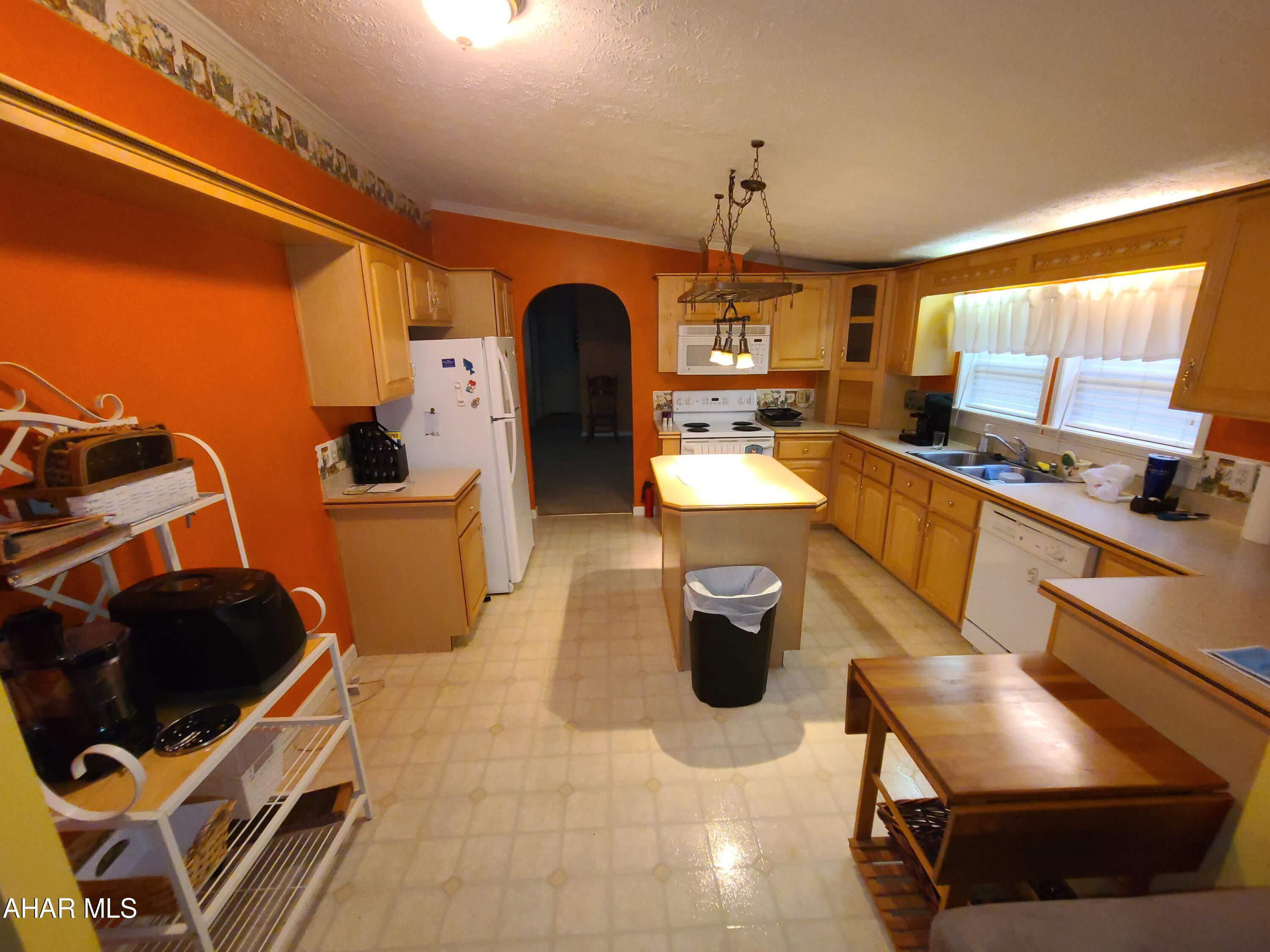 Glendale Yearound - Residential