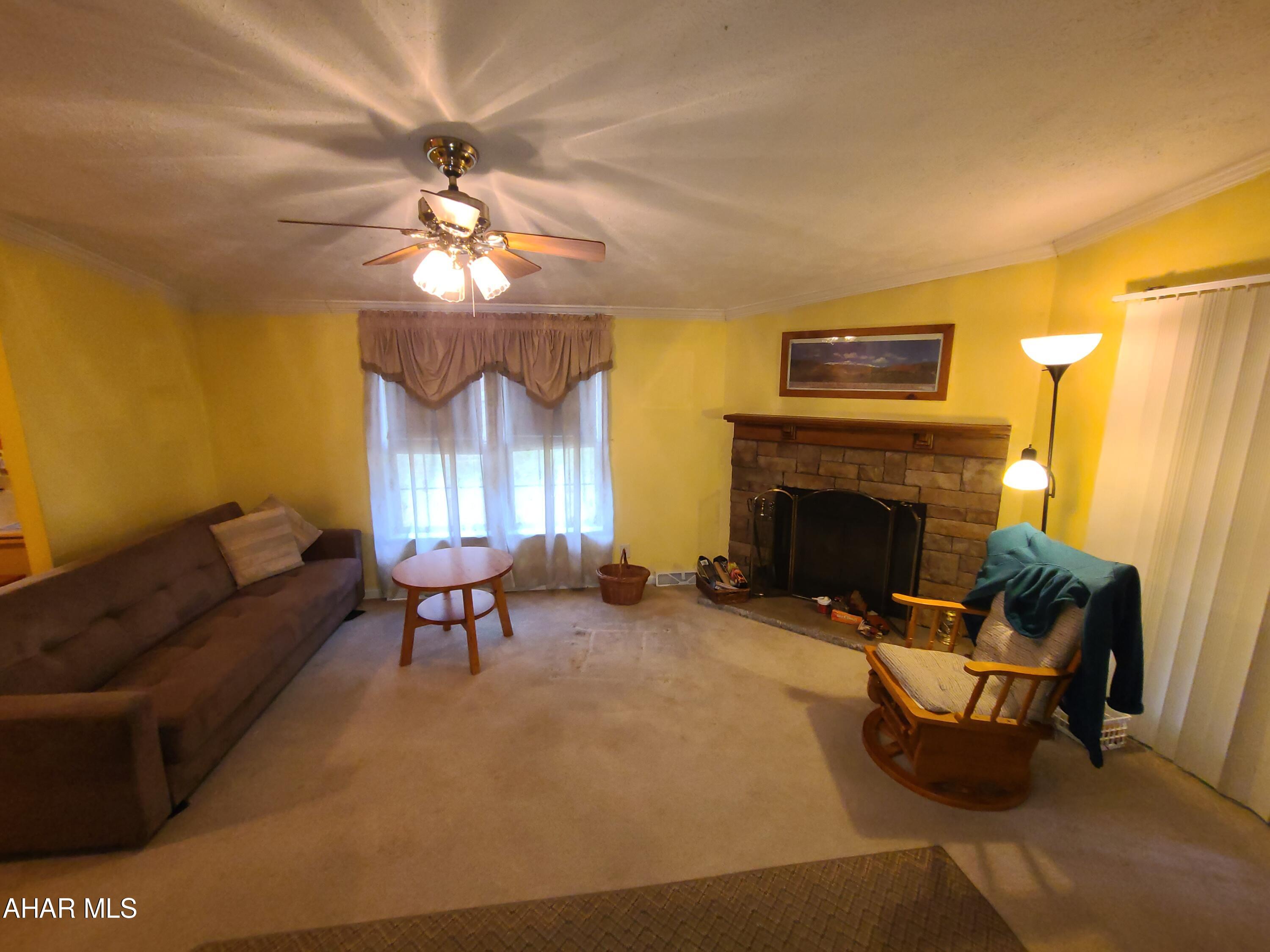 Glendale Yearound - Residential