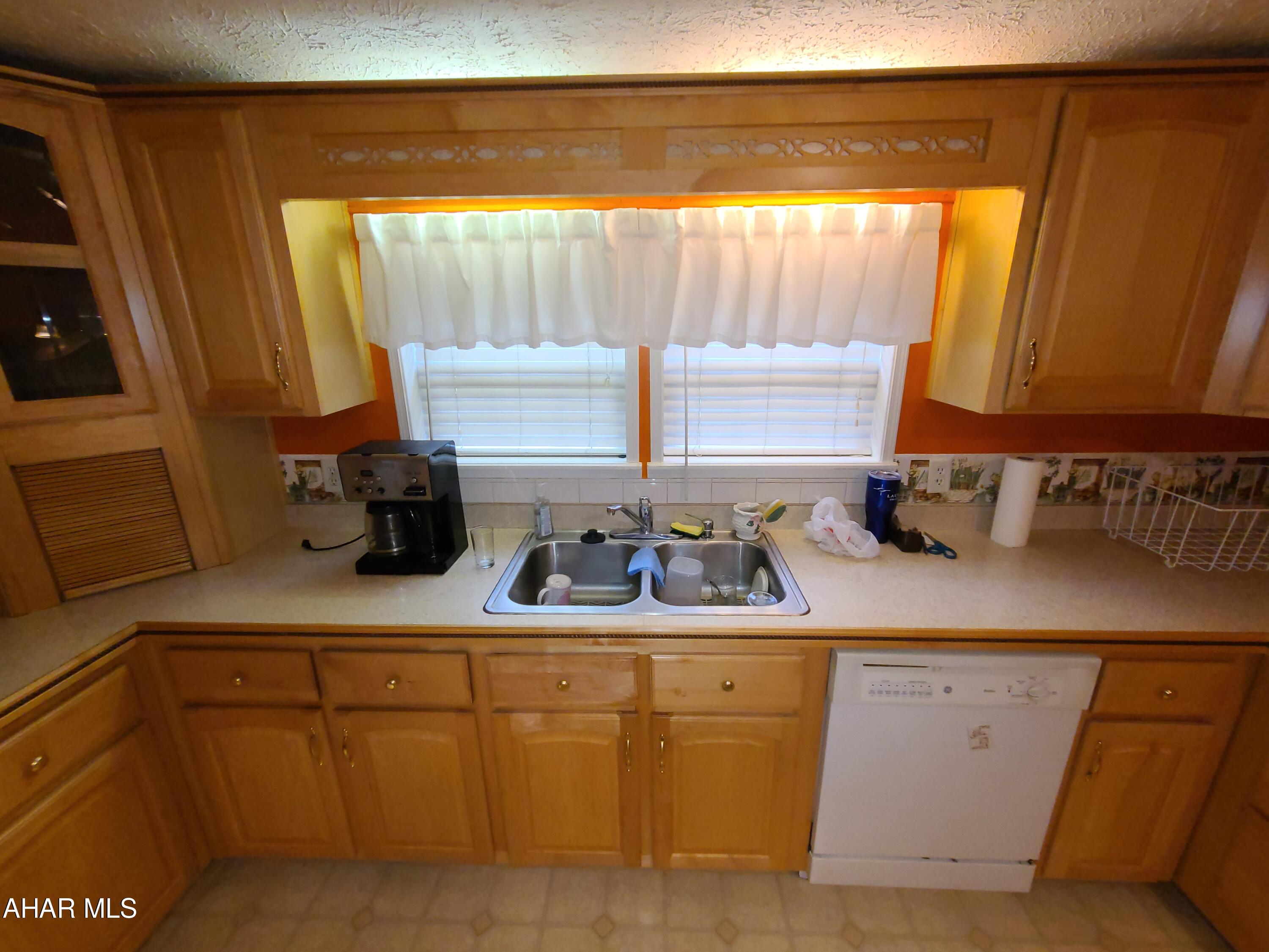 Glendale Yearound - Residential