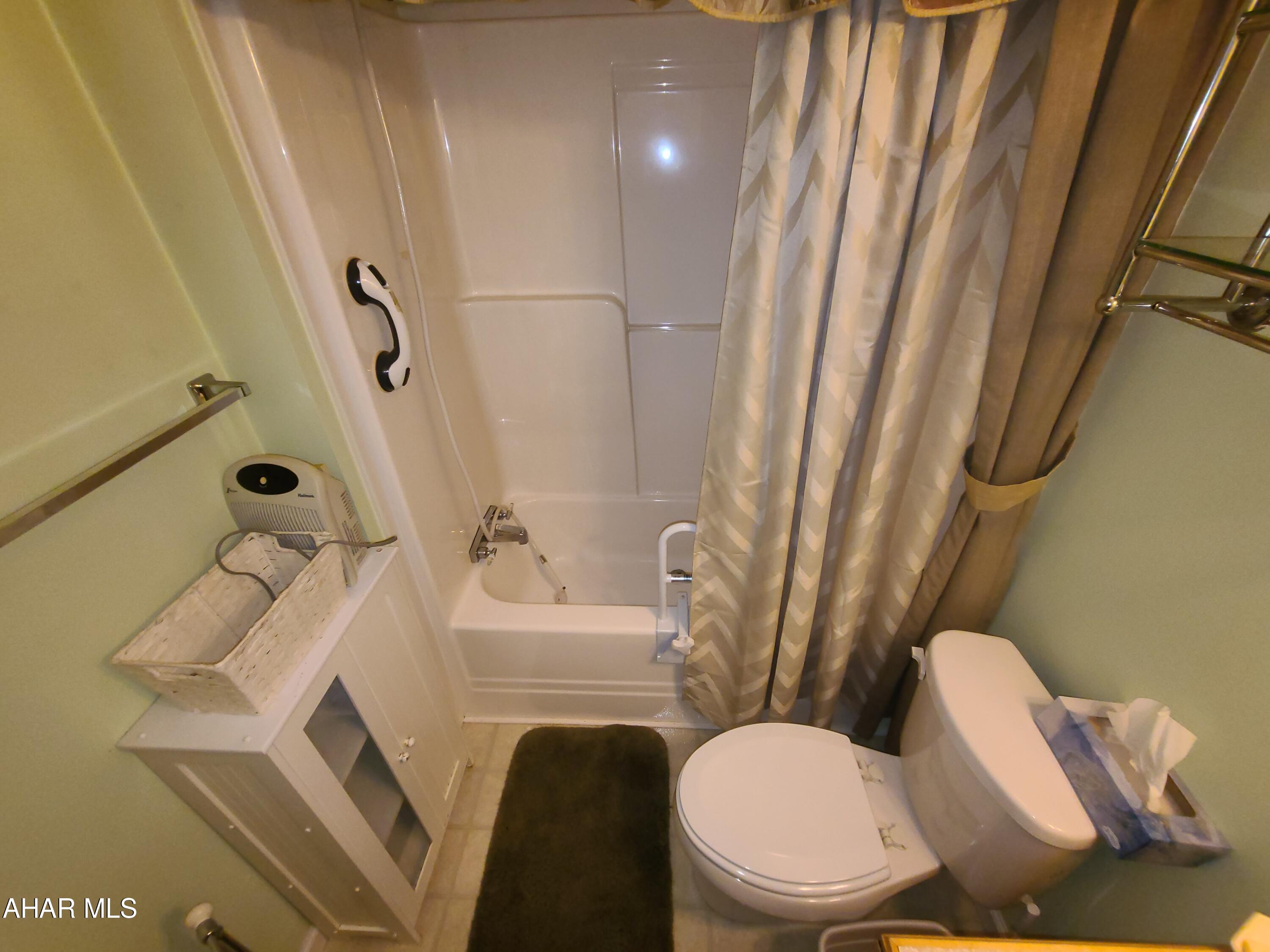 Glendale Yearound - Residential