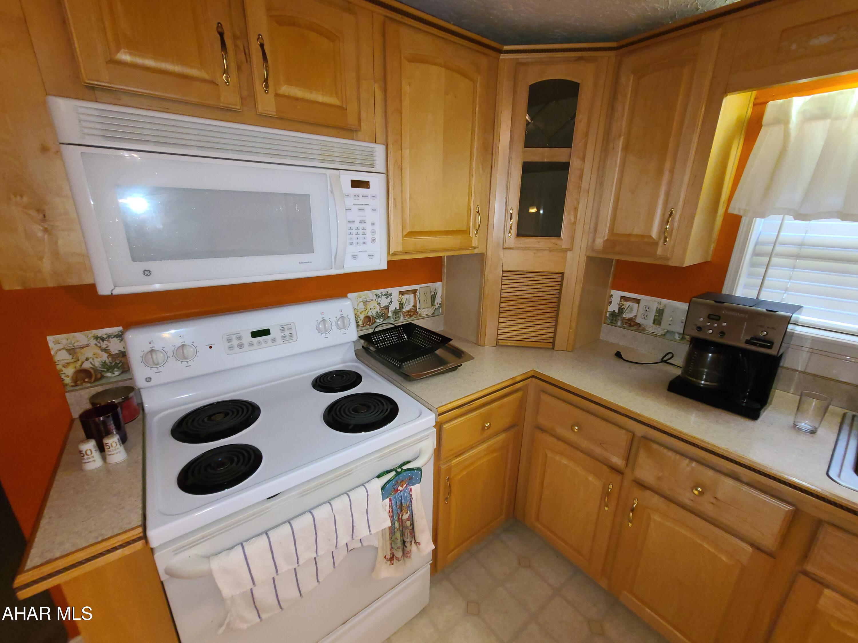 Glendale Yearound - Residential