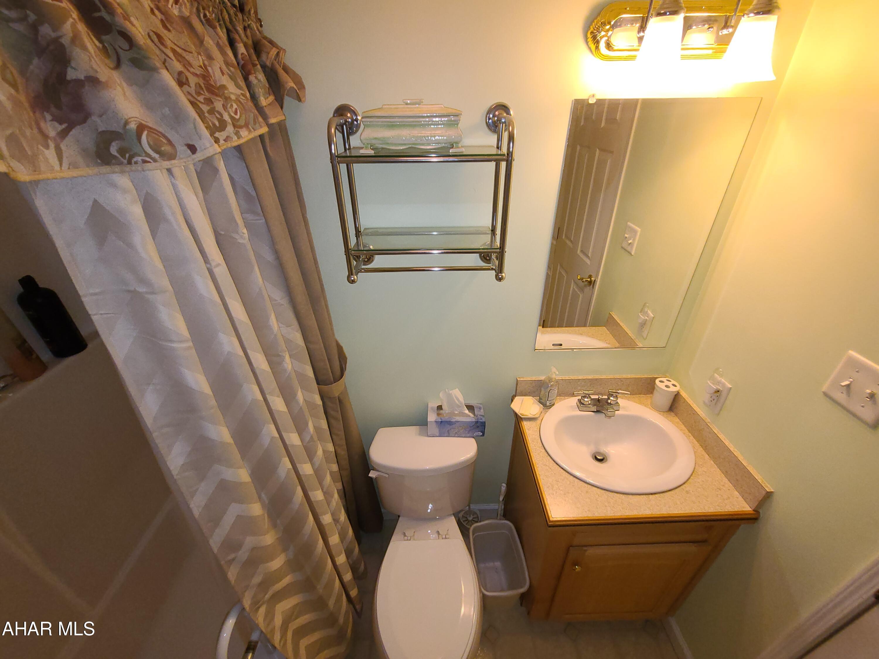 Glendale Yearound - Residential