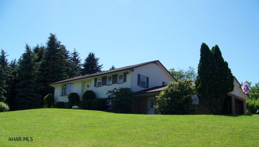 This beauitful bi-level has alot to offer. The house is situated on 5.3 acres with a gorgeous views. Some features of the home is 3 bedrooms, 1.75 bath, family room with fireplace, two kitchens, mudroom with laundry, inground pool, sun porch and oversized two car garage. HSA Home Warranty Included! Put this home on your list to see!!!