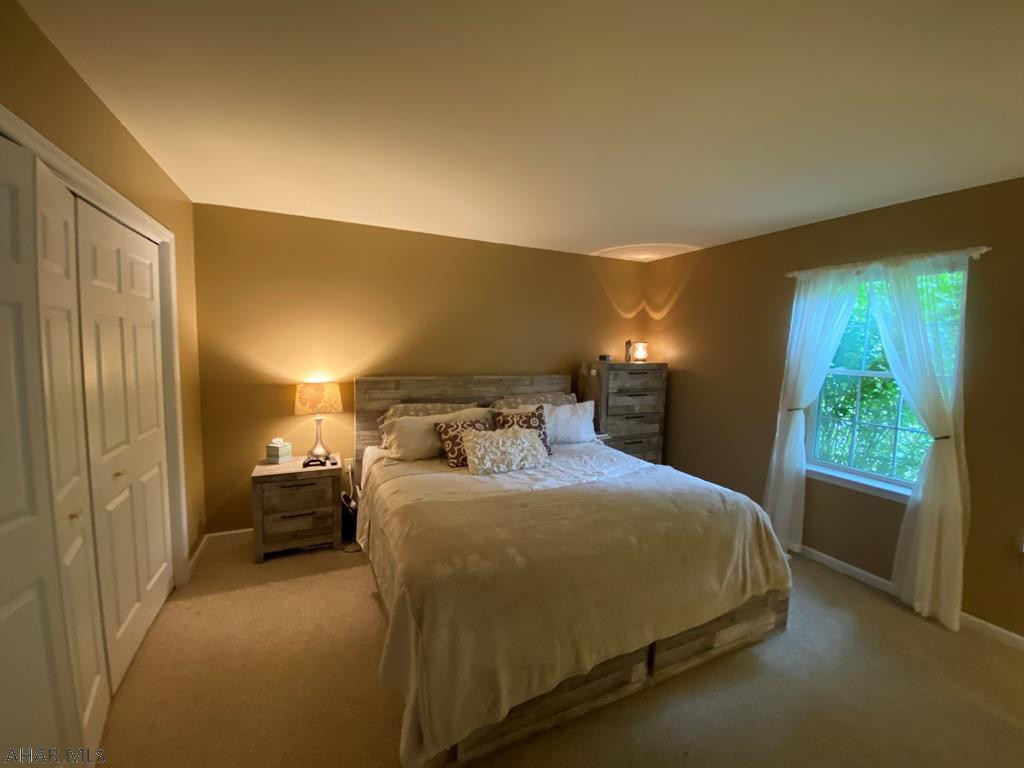 Sinking Valley - Residential