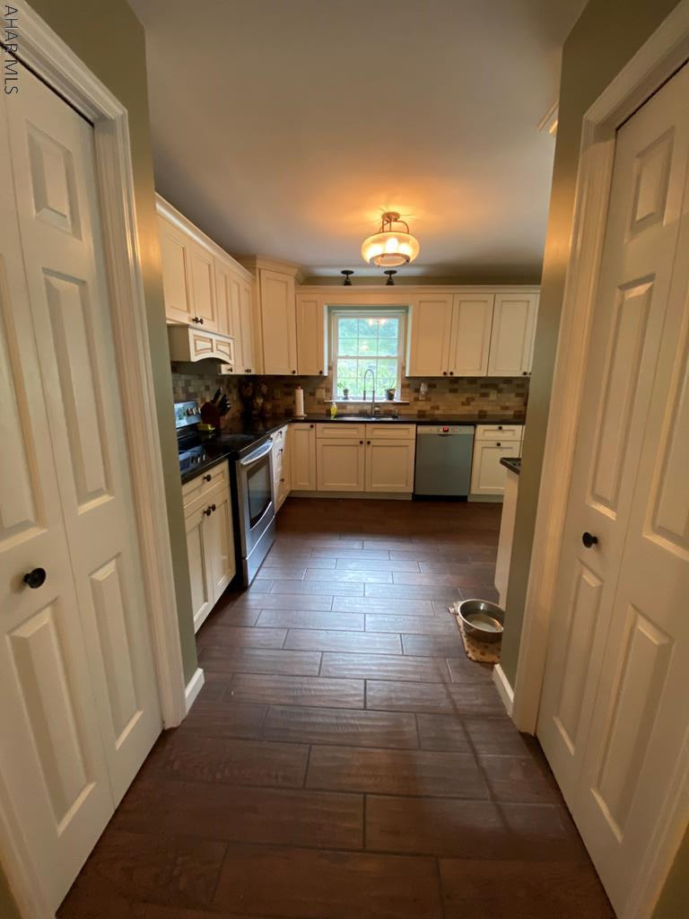 Sinking Valley - Residential