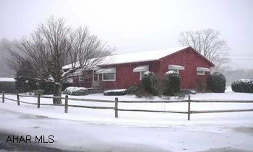 NICE 3 BEDROOM, 1 1/2 BATH RANCHER CLOSE TO SHOPPING AND I-99. A NICE PROPERTY AT A GREAT PRICE. CALL JOHN DAVIDHIZAR AT 207-9808. NICE 3 BEDROOM, 1 1/2 BATH RANCHER CLOSE TO SHOPPING AND I-99. A NICE PROPERTY AT A GREAT PRICE. CALL JOHN DAVIDHIZAR AT 207-9808.