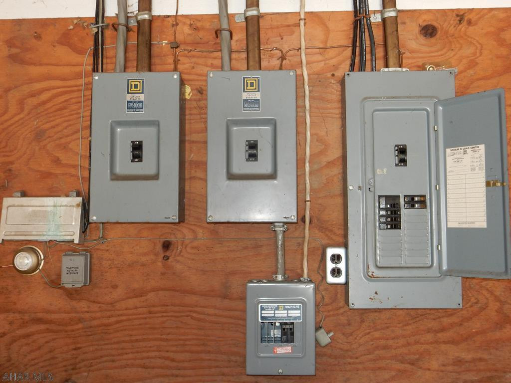 East Loop - Residential Income