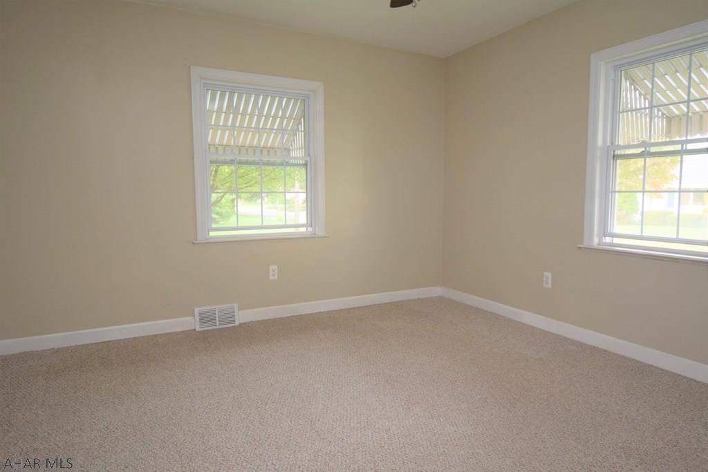 Llyswen - Residential