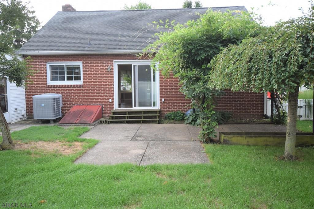 Llyswen - Residential