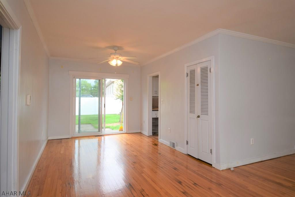 Llyswen - Residential