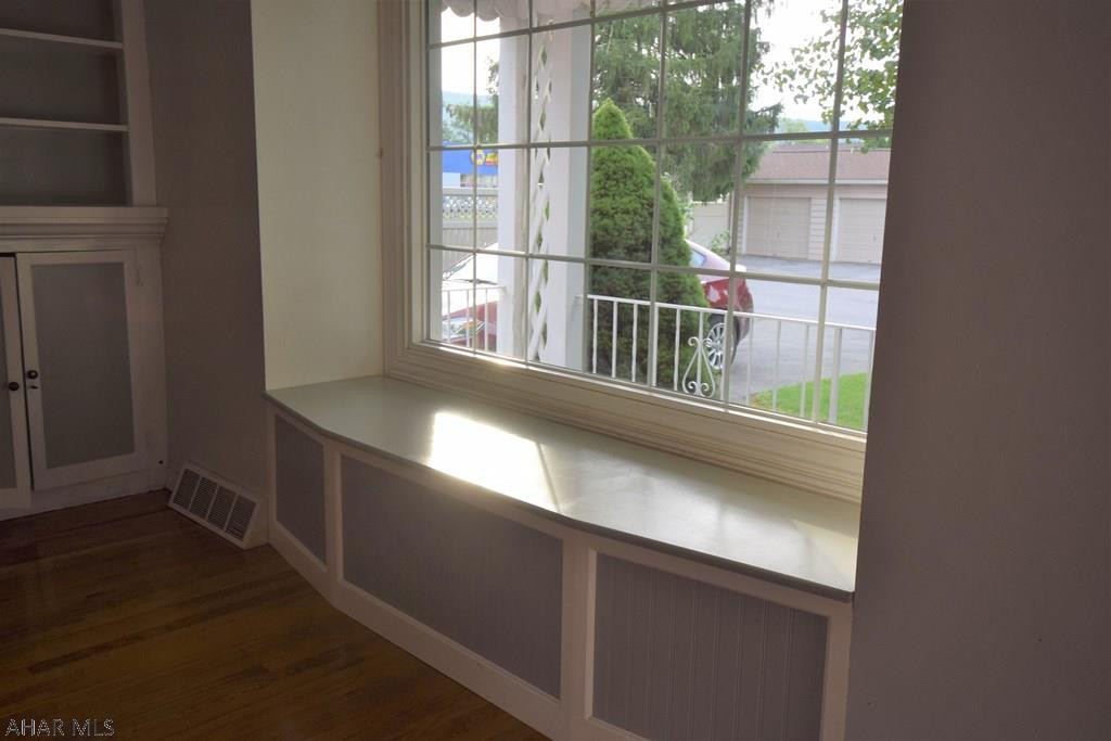 Llyswen - Residential