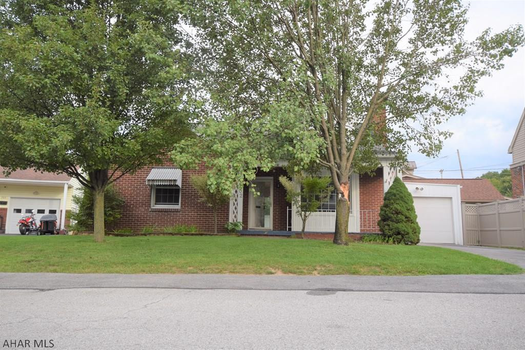 Llyswen - Residential