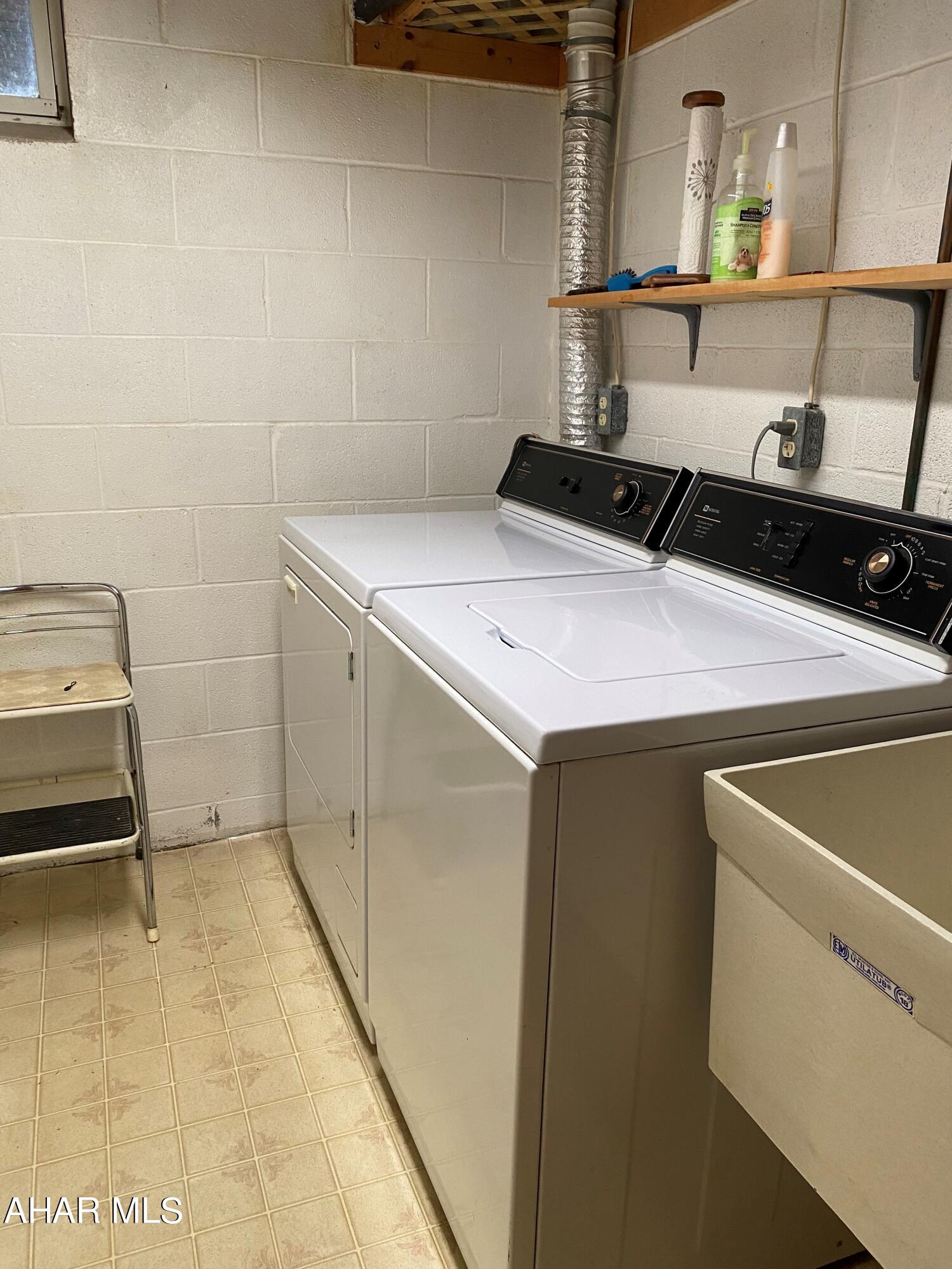 Lakemont - Residential