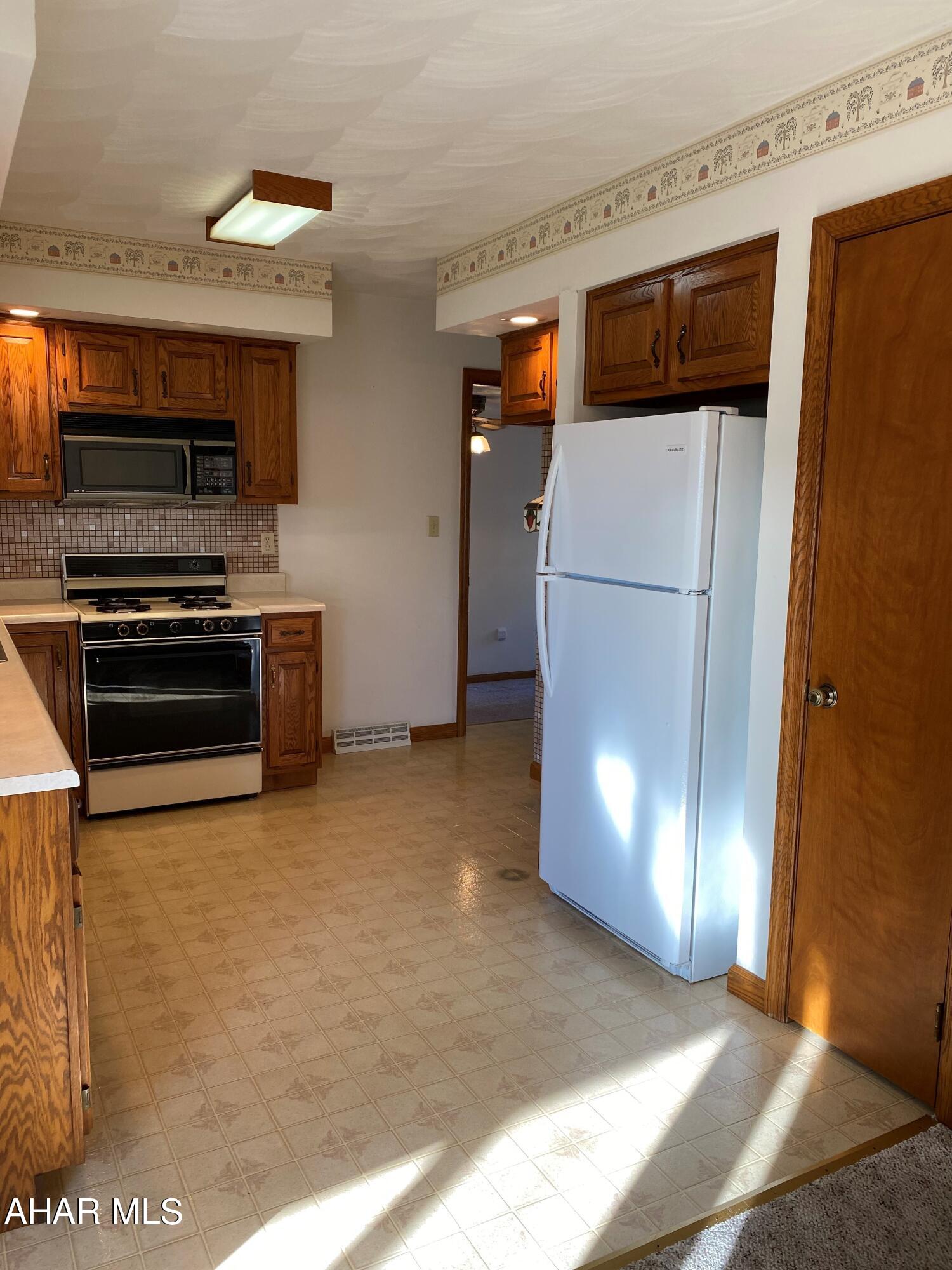 Lakemont - Residential