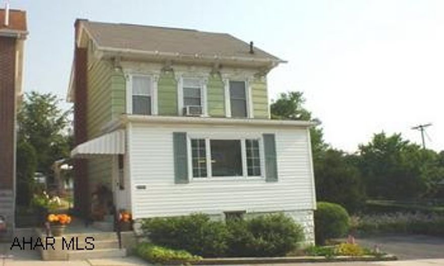 Well-maintained 3 BR home in nice neighborhood. Well-manicured landscaping on 2 lots, separate deeds. Detached garage plus off-street parking w/5 spaces. Well-maintained 3 bedroom home on 2 city lots (separate deeds). Well-manicured landscaping, nice neighborhood. Detached garage plus off-street parking with 5 spaces.