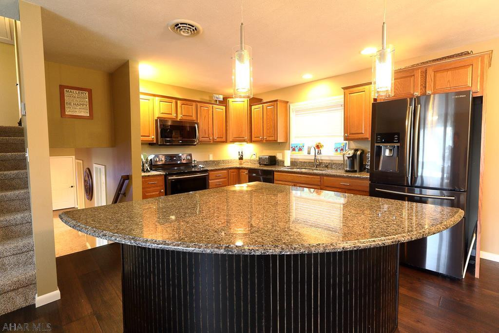 Holliday Heights - Residential