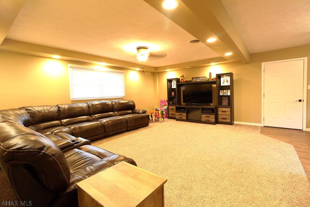 Holliday Heights - Residential