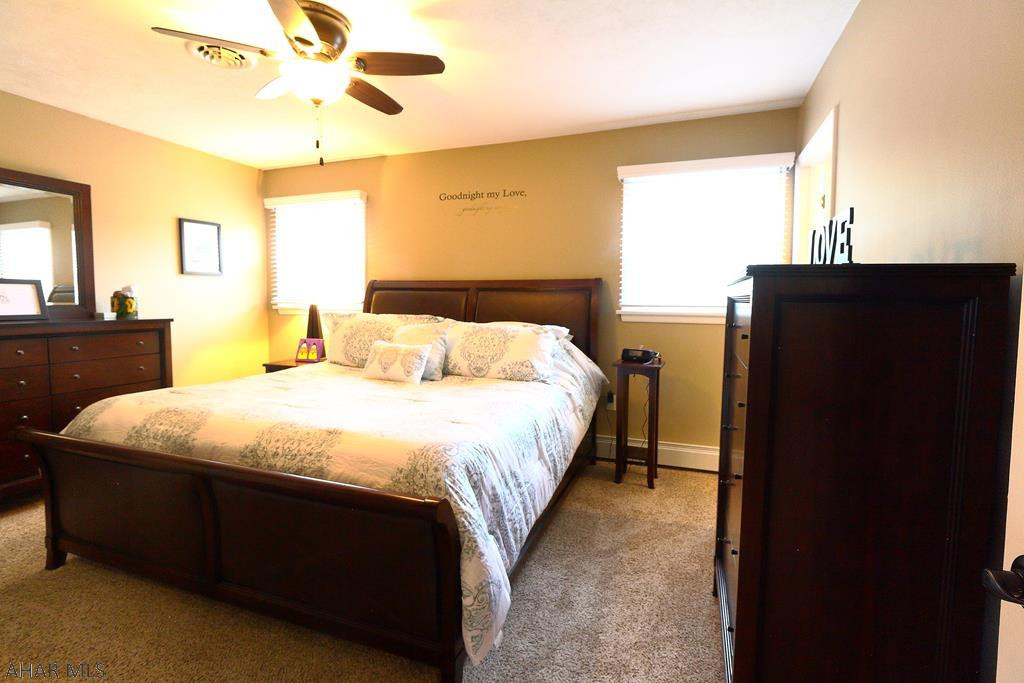 Holliday Heights - Residential