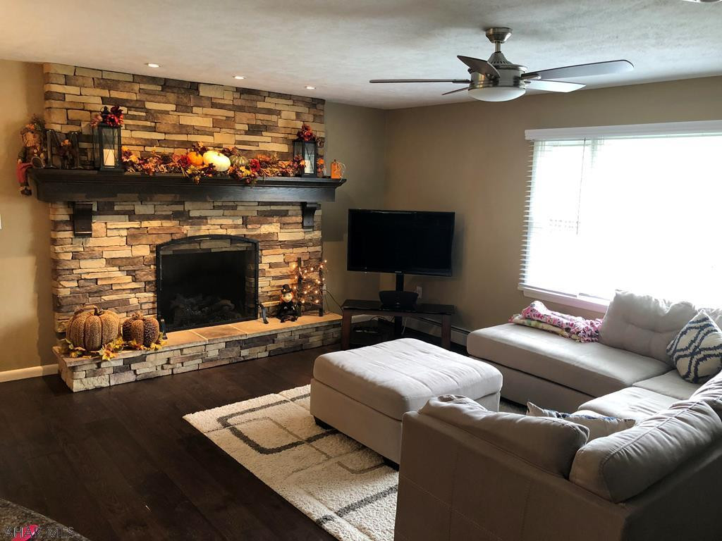 Holliday Heights - Residential