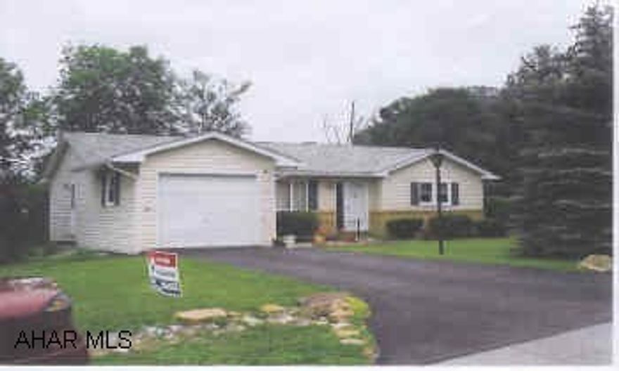 Extra clean 2 bedroom-1 3/4 baths-1 garage. Full basement. new windows, siding, newer roof. No closings before June 2005