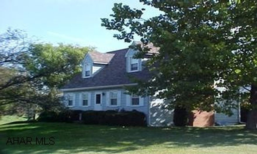 Woodbury Twp.  RT 164 from Roaring Spring, thru light in Martinsburg to Fredricksburg left on Clover Creek Rd. Approx. 9 miles on right. Beautiful country setting.  Nice back deck.  Enclosed finished breezeway.  See additional photos J-844. Woodbury Twp.  RT 164 from Roaring Spring thru light in Martinsburg to Fredricksburg, left on Clover Creek Rd. Approx. 9 miles on right. Beautiful country setting.  Nice back deck.  Enclosed finished breezeway.  See additional photos J-844.  Woodbury Township