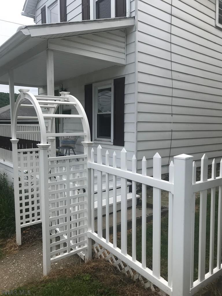 Unknown - Residential