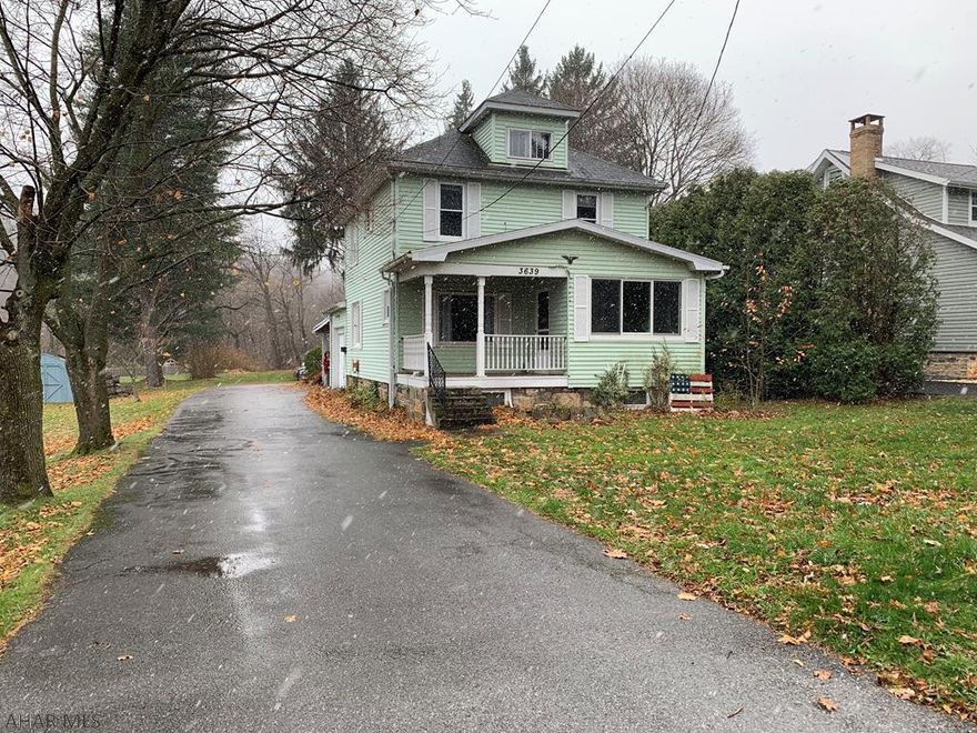 Juniata Gap Home offers 3 bedrooms, 1 full bathroom, move-in ready. Large backyard with both a garage and carport. Hardwood flooring in kitchen and dining area with exposed brick chimney. Property is being sold as-is. Make an offer! Shared well.