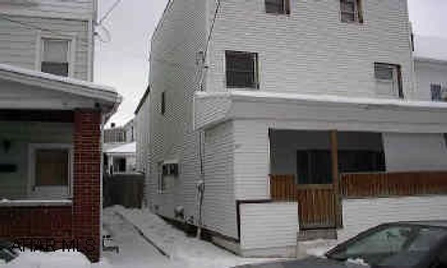5 BEDROOM 3 STORY WITH BEDROOM, BATH & LAUNDRY ON 1ST FLOOR. LARGE 2 CAR GARAGE.  NEW WINDOWS & SIDING. DARLA 696-1227/ GREAT FOR INVESTOR OR LARGE FAMILY. 5 BEDROOM 2 BATH HOME. NEW SIDING, WINDOWS, 1ST FLOOR BATH & LAUNDRY. CALL DARLA 696-1227.