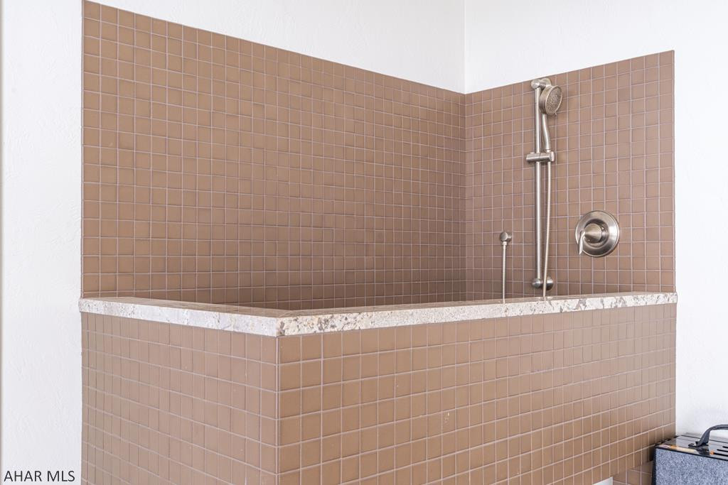 Scotch Valley - Residential