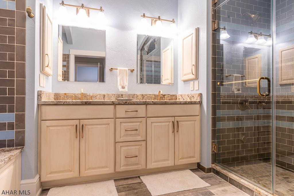 Scotch Valley - Residential