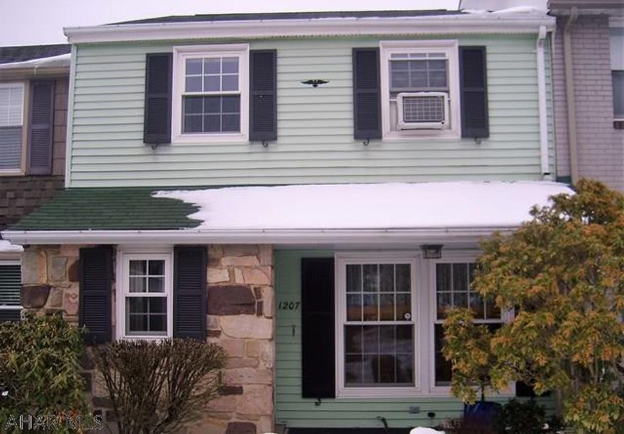 Fabulous townhouse in a wonderful neighborhood.  This is a must see!  This spacious 3 bedroom, 1.5 bath townhouse offers newer flooring throughout, tons of closet space, and spectacular views off the back deck.  Schedule your showing today.  This one will not last.