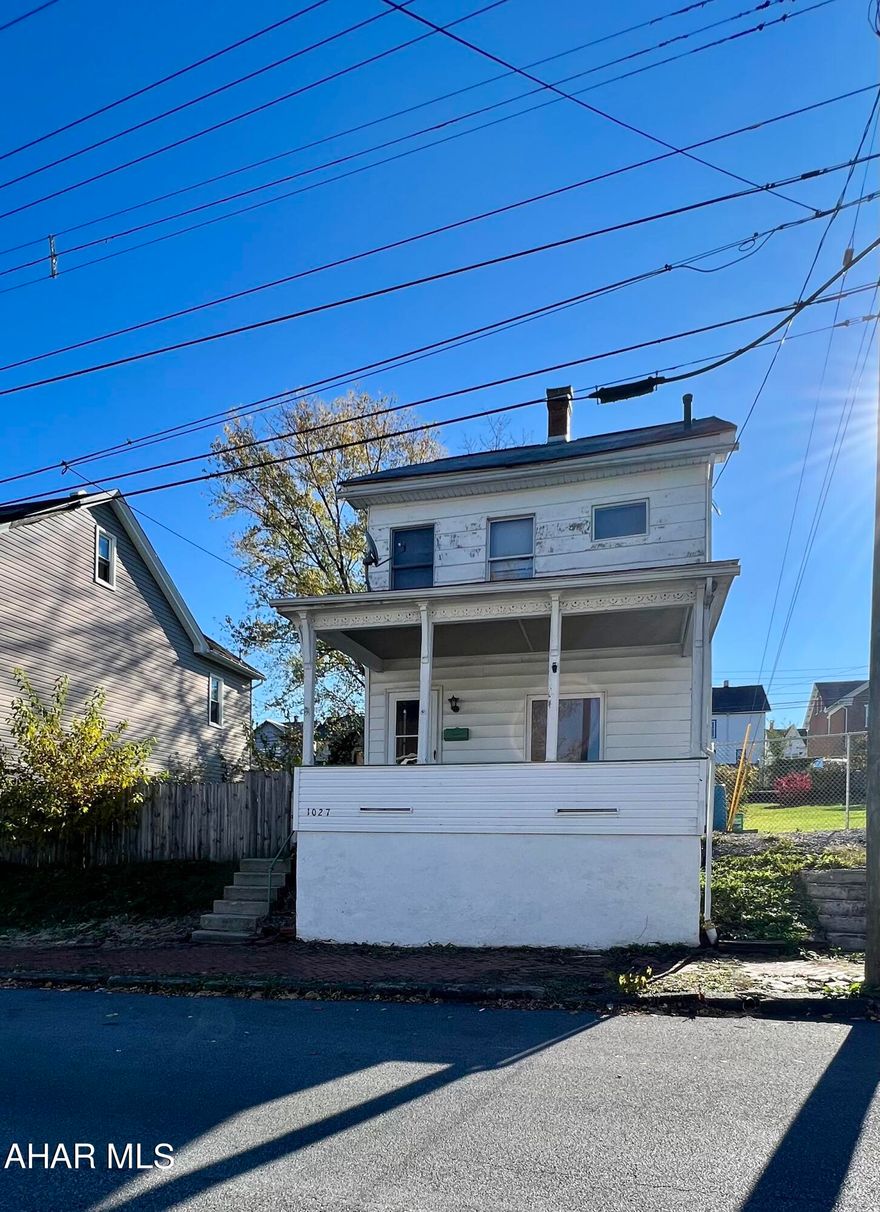 Great starter home or investment property in Altoona. This home will have new flooring installed in the living room, kitchen, and 2 bedrooms. The first floor features large rooms and first floor laundry room. The second floor has a large bathroom and 2 large bedrooms. The attic is captive but is finished for a bonus room. Off street parking.
NEW CARPET WILL BE INSTALLED SOON!