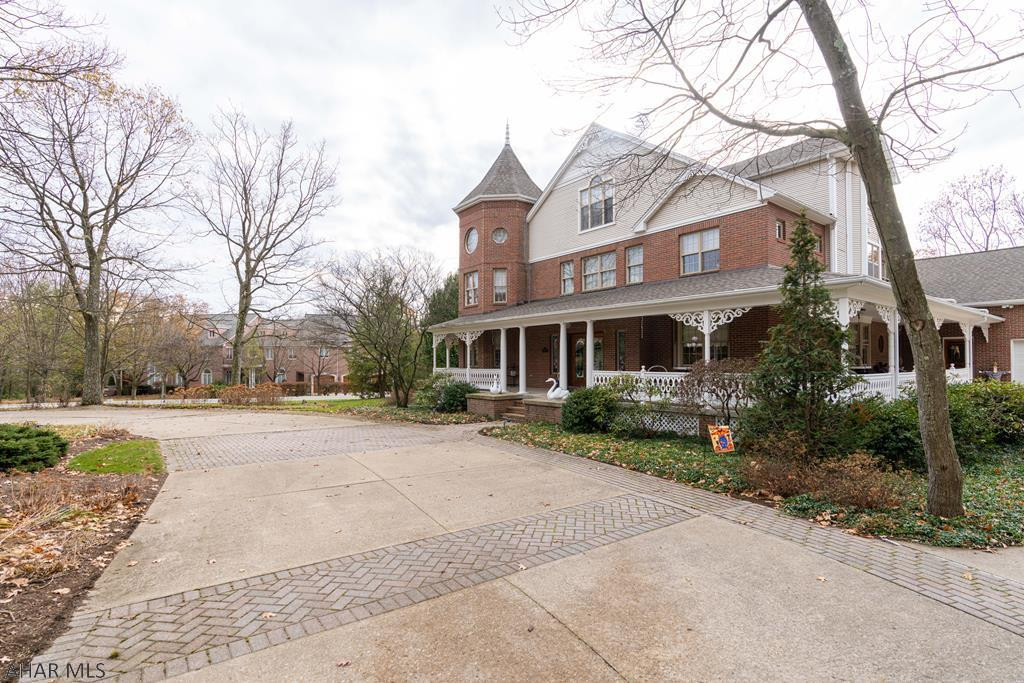 Stonehedge - Residential