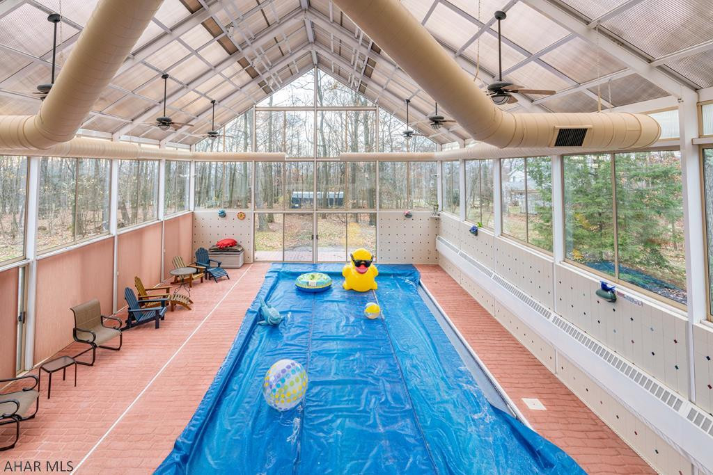 Stonehedge - Residential