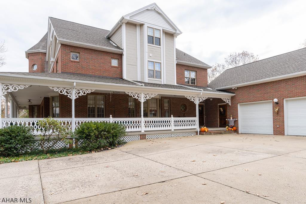 Stonehedge - Residential