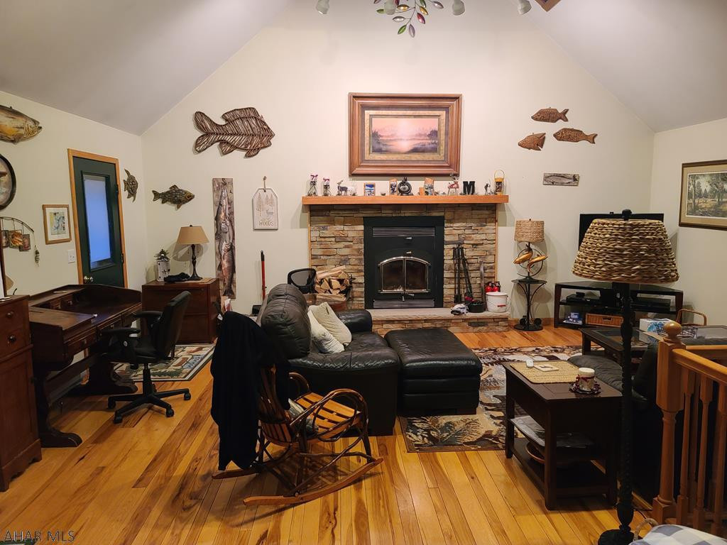 Glendale Yearound - Residential