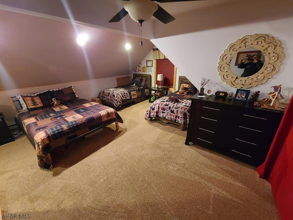 Glendale Yearound - Residential