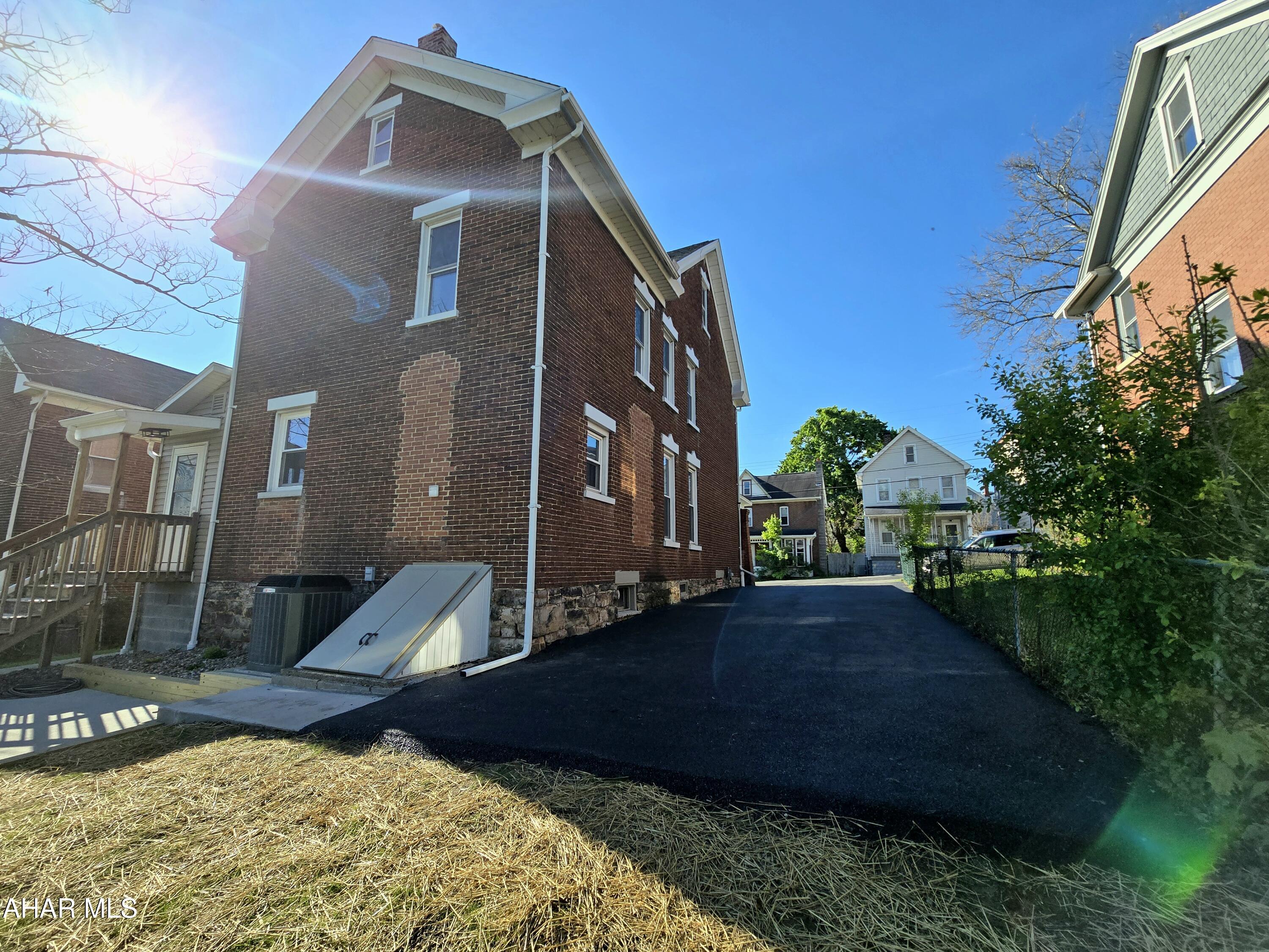 Hollidaysburg - Residential