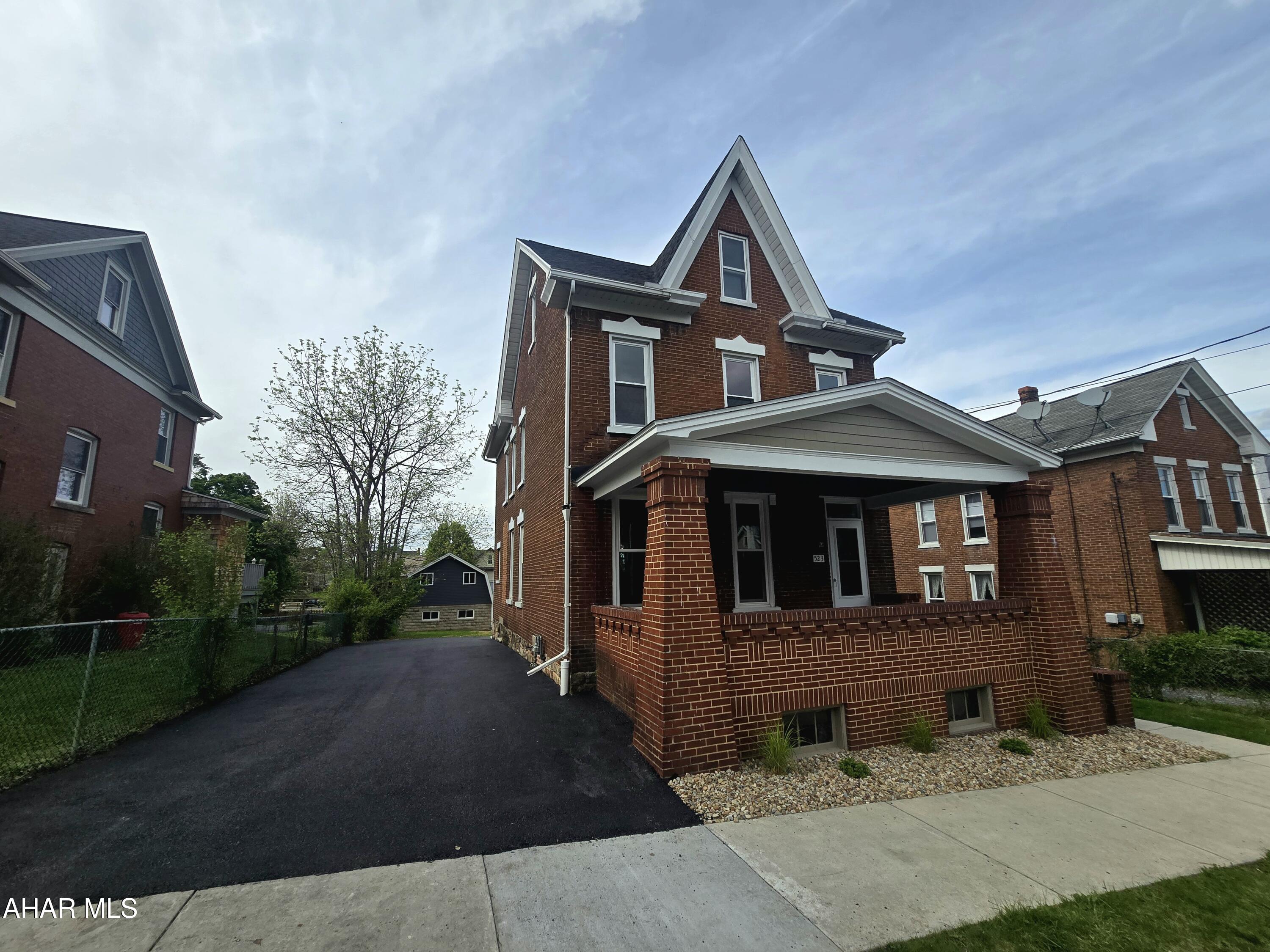 Hollidaysburg - Residential