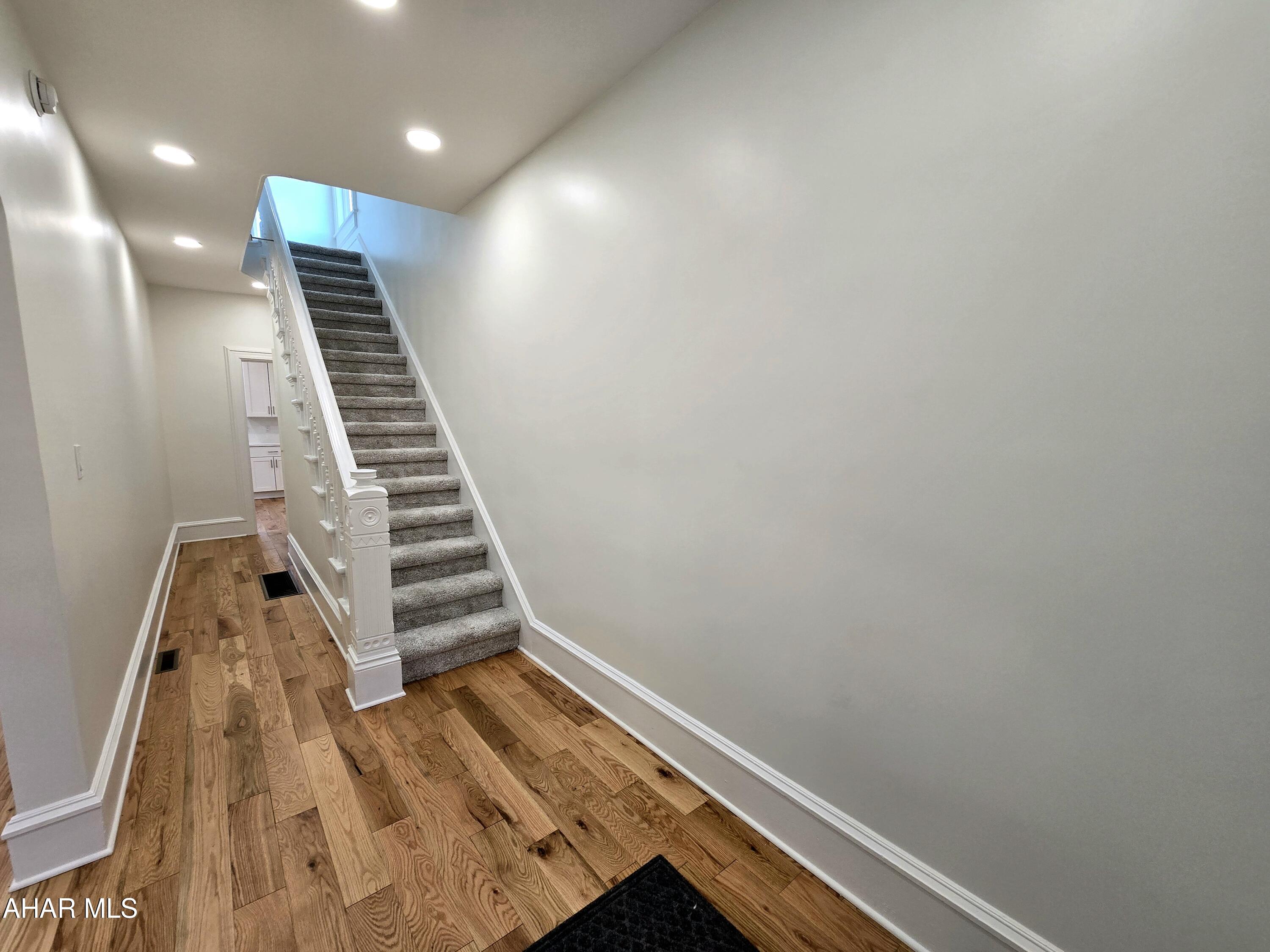 Hollidaysburg - Residential
