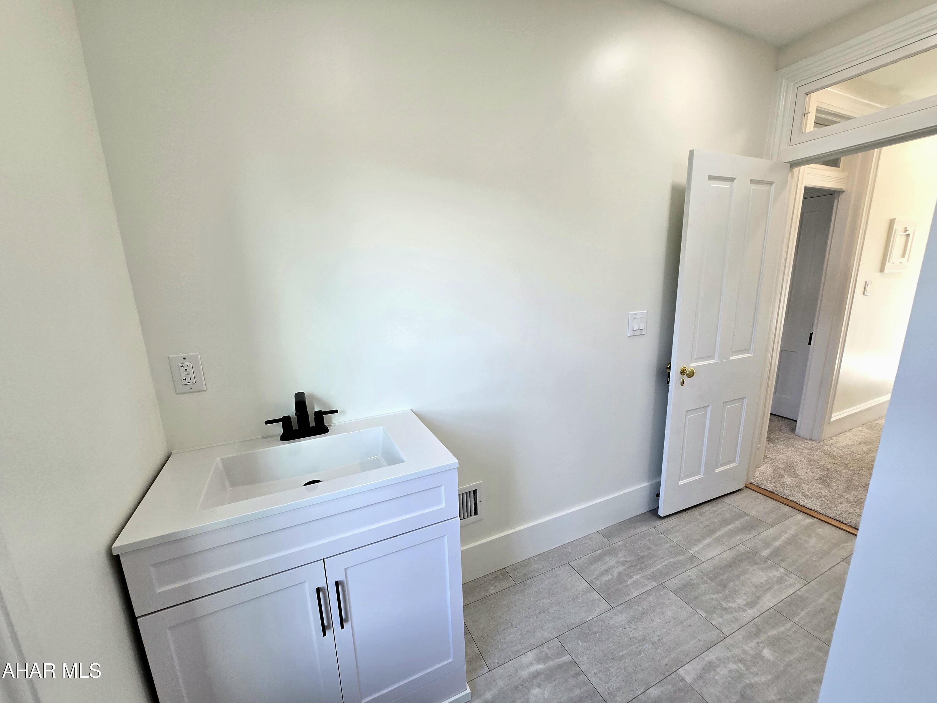 Hollidaysburg - Residential