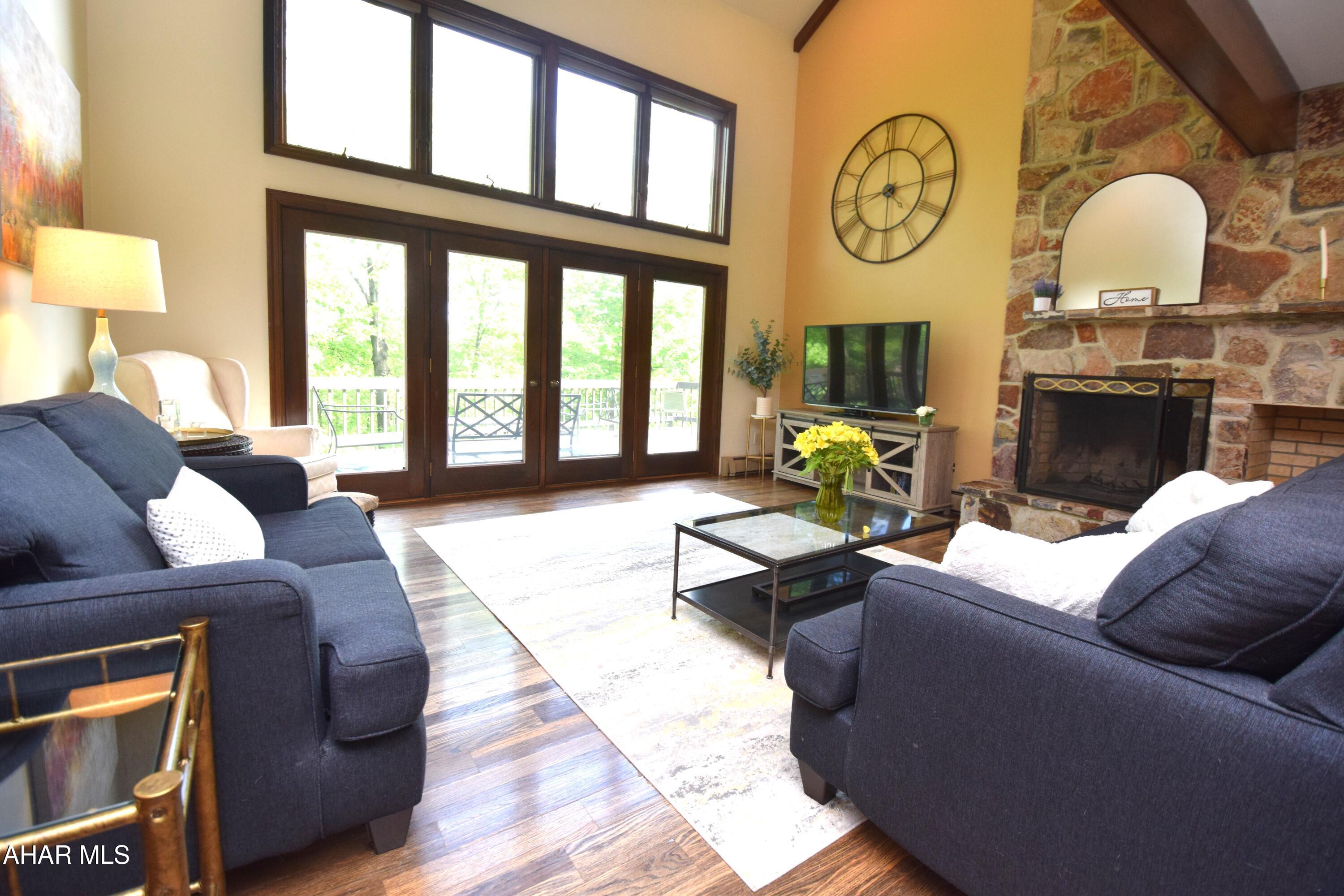 Stonehedge - Residential